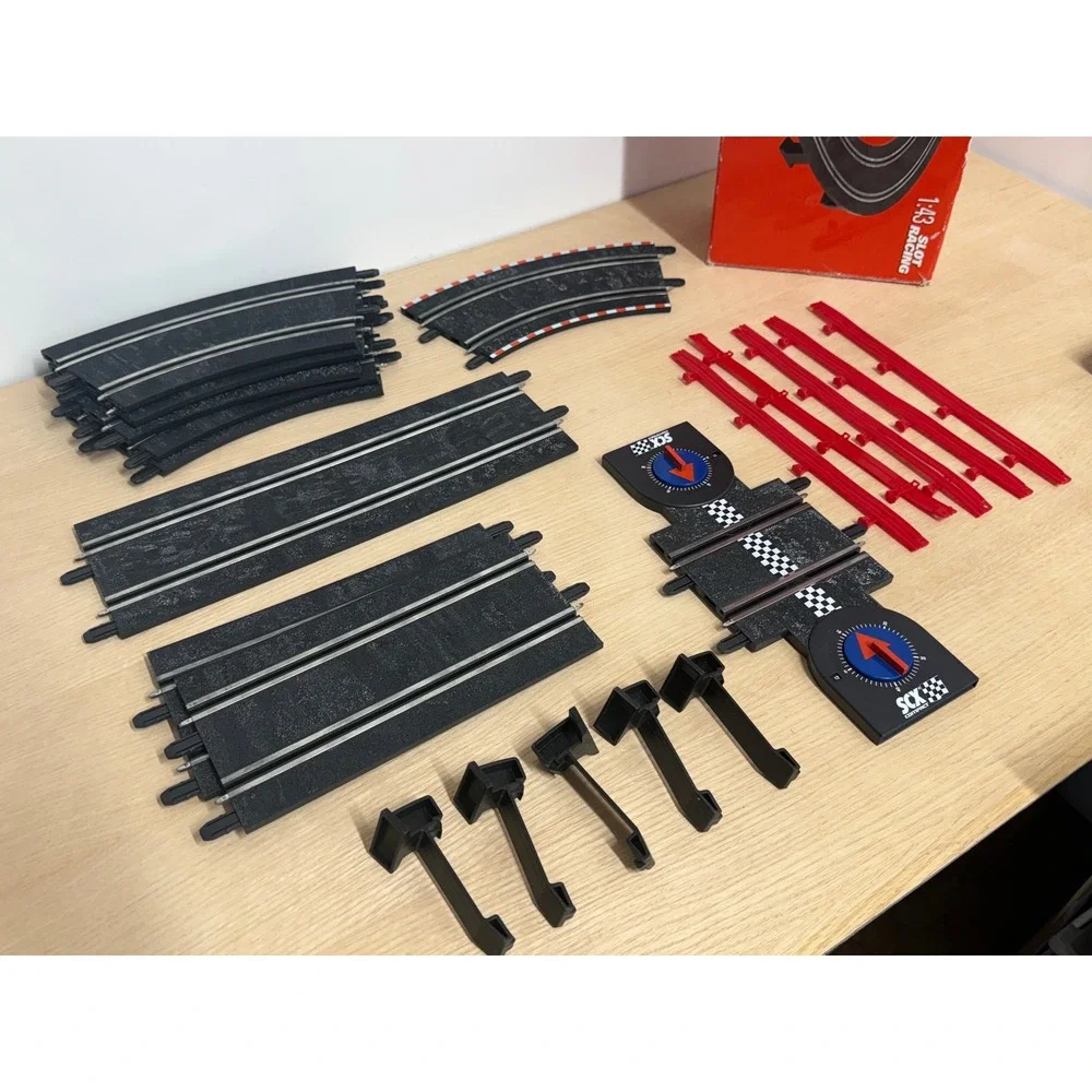 SCX Compact 1:43 Slot Racing Track Set Pieces- see pic for pieces